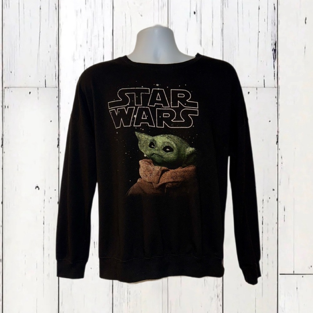 Star Wars Grogu “The Child” Black (Baby Yoda) Crewneck Sweatshirt – Size Medium